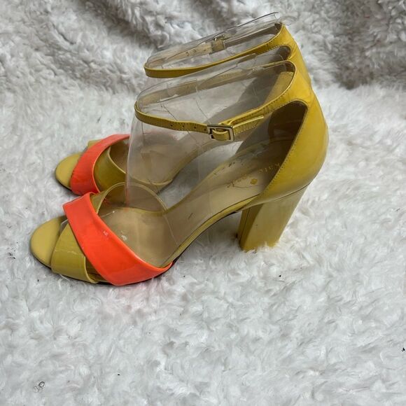 Kate Spade patent leather mustard yellow and coral ankle strap sandals size 9.5 - Picture 4 of 10